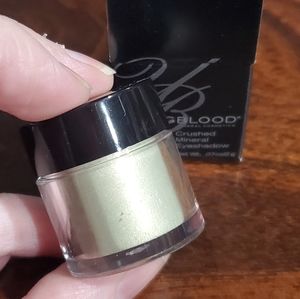 Youngblood Crushed Mineral Eyeshadow in PERIDOT